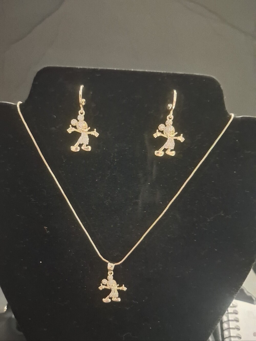 Gold Filled Minnie Mouse Necklace and Earring Set 18"-20"